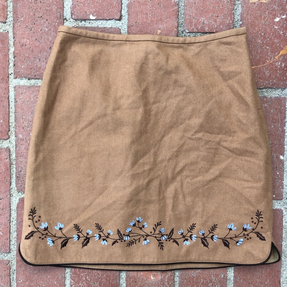 Ann Taylor  🐰 Wool Floral Skirt Camel Mini